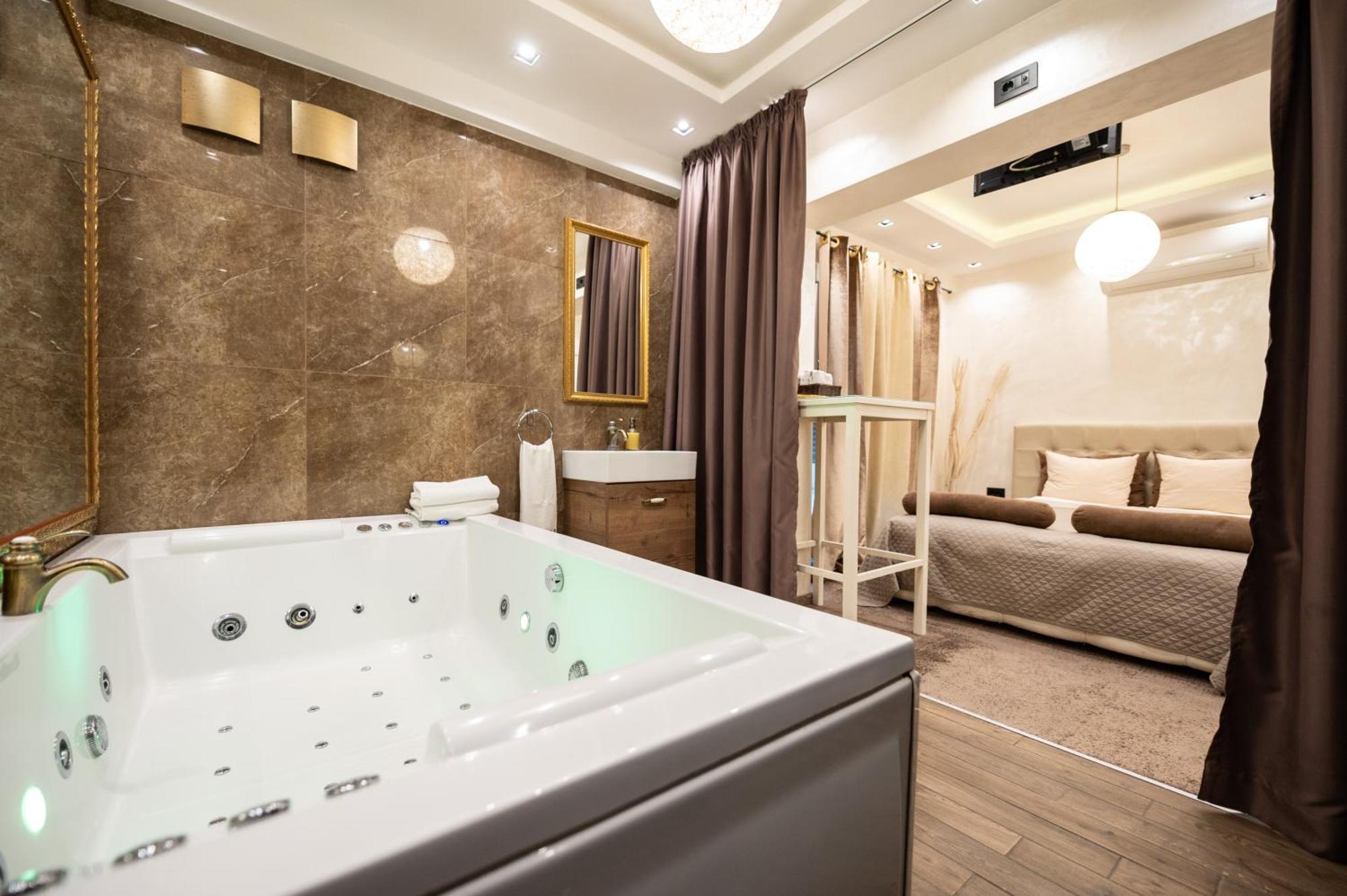 Central Business Apartments Jacuzzi Βελιγράδι Εξωτερικό φωτογραφία