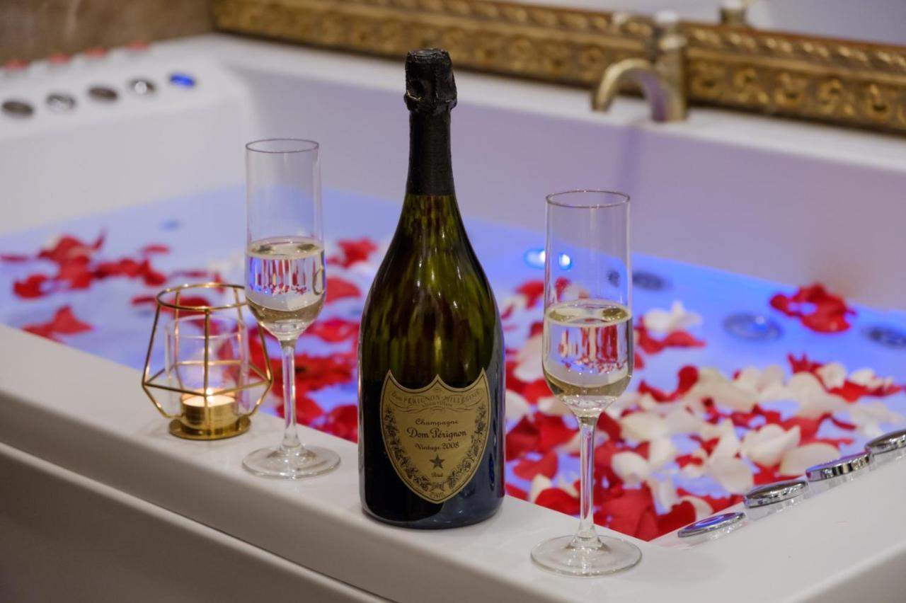 Central Business Apartments Jacuzzi Βελιγράδι Εξωτερικό φωτογραφία